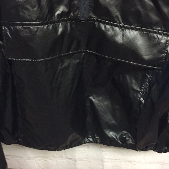 Under armour windbreaker pullover - Picture 4 of 6